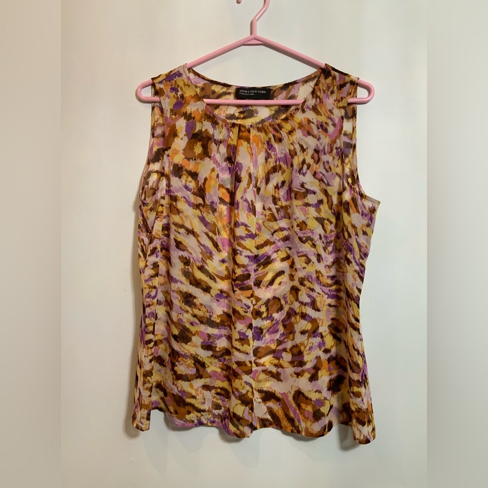 Jones New York Collection Sleeveless Blouse.  Size M/L